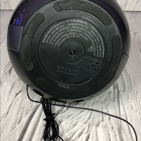 iHome IBT29 Dual Alarm Clock Radio - Color Changing NO Power Adapter TESTED USED - Picture 4 of 6